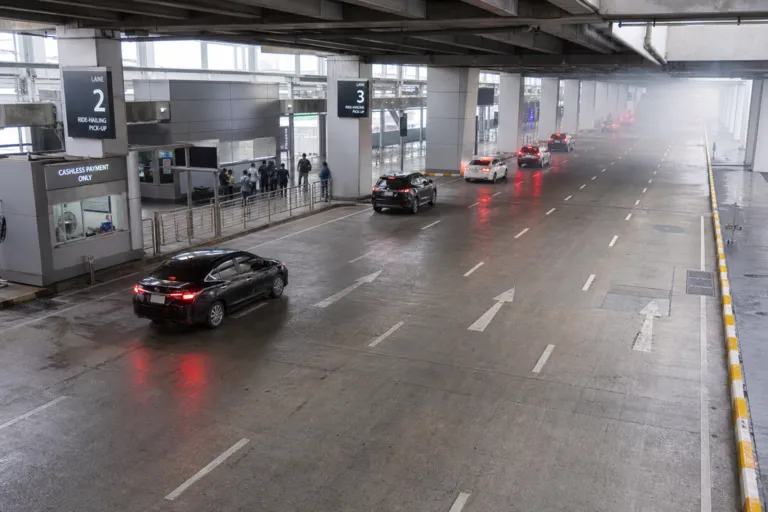 Thailand Ride-hailing Market Surges With Full Legalization and Super-app Rivalry