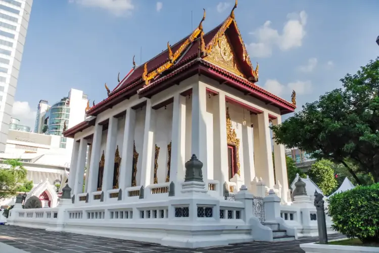 Vision to Reality: Crafting a Transformative Strategic Plan for a Thai Conglomerate
